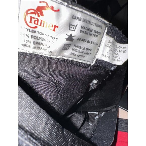 CRAMER 5-Pad Padded Football Protection w/ Girdle Cup Pocket H1BKYM YOUTH MEDIUM - Picture 3 of 9